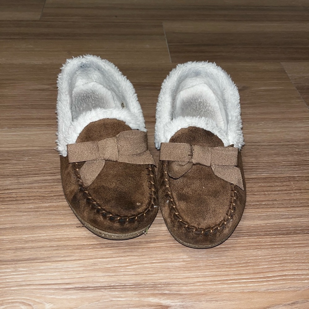 USED Fur Moccasin Slippers